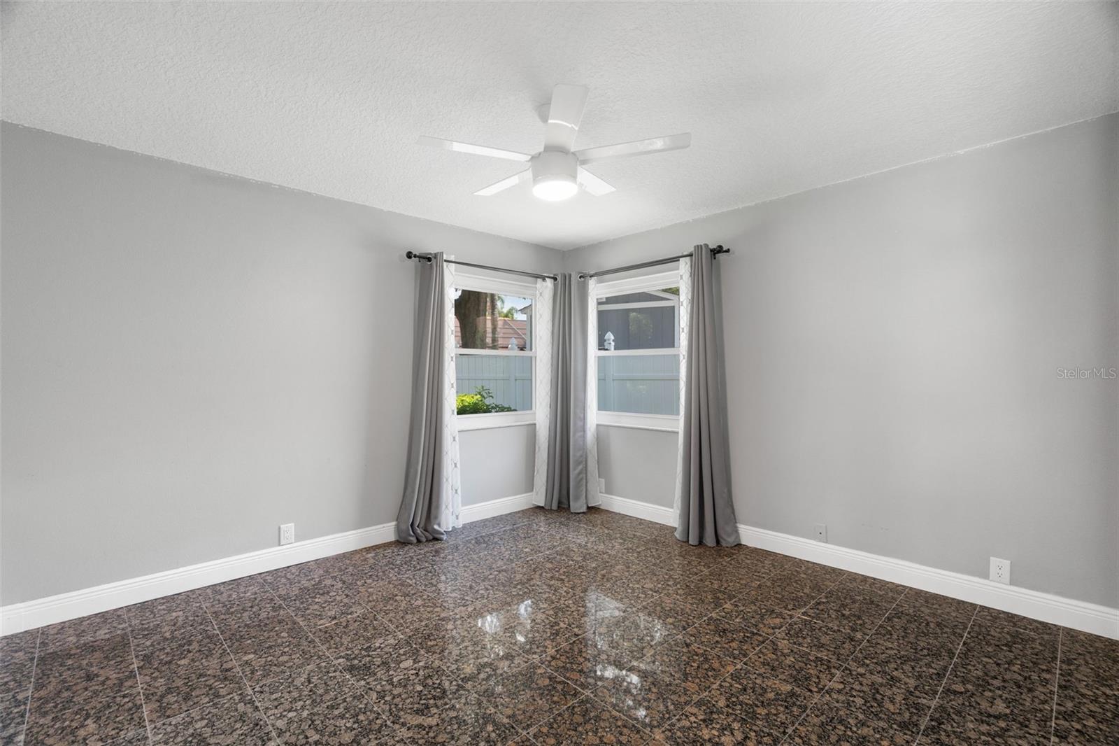 WEATHERSTONE - Residential