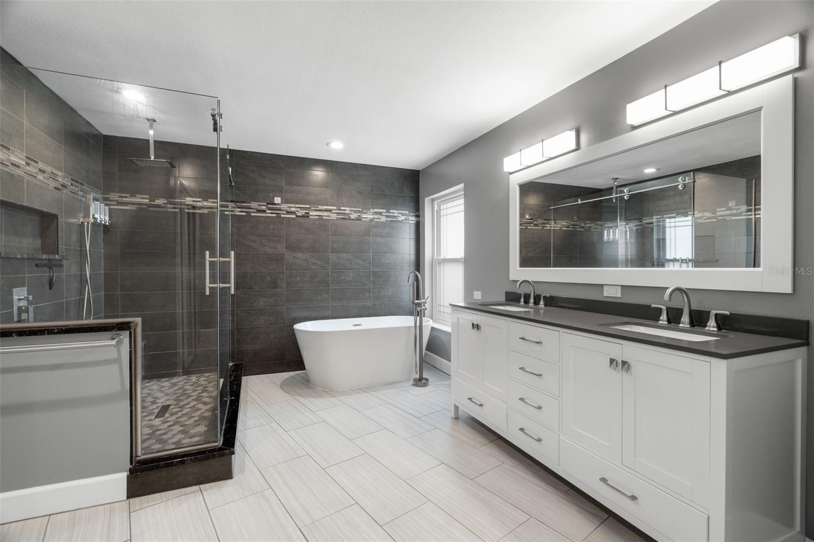 WEATHERSTONE - Residential