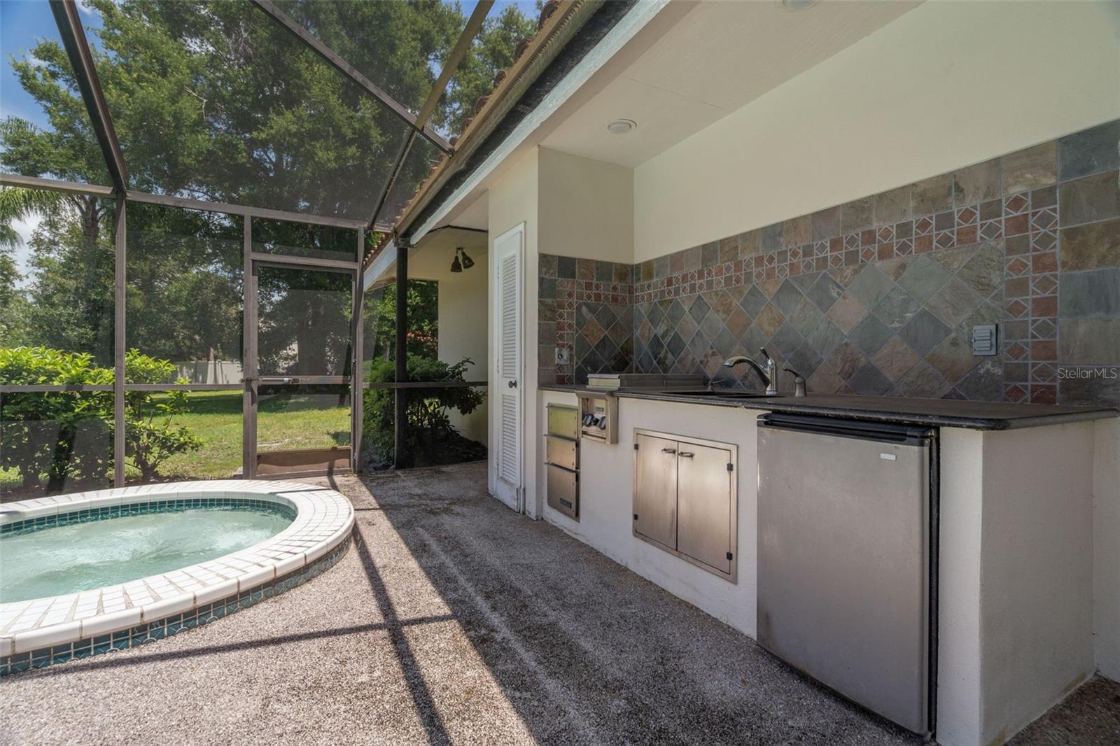 WEATHERSTONE - Residential