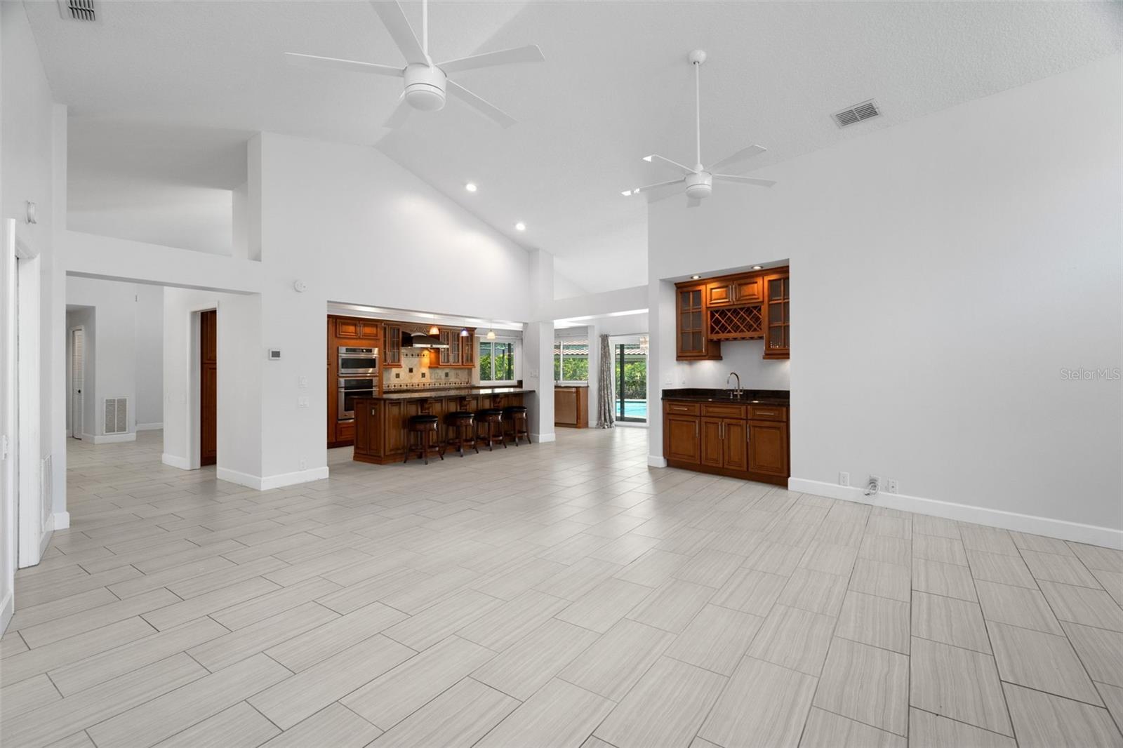 WEATHERSTONE - Residential