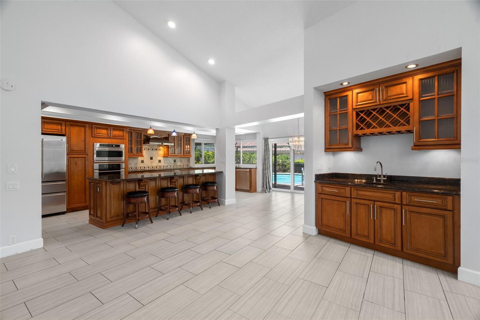 WEATHERSTONE - Residential
