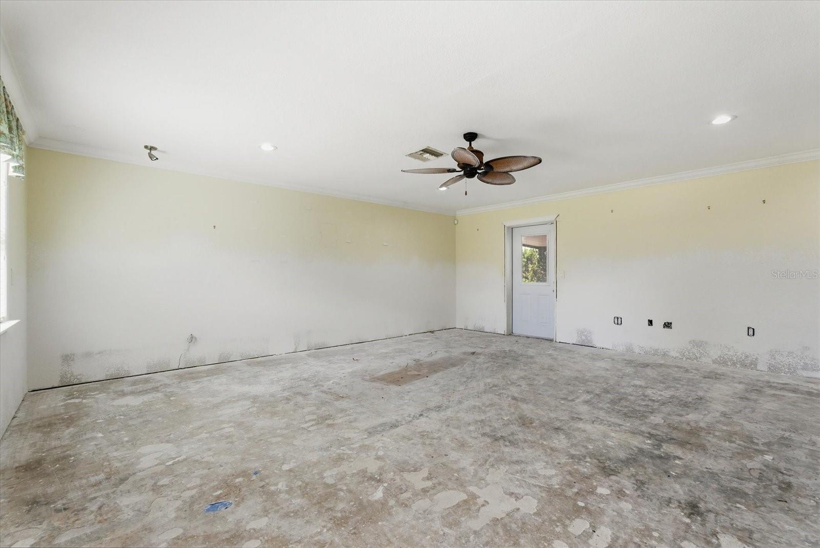 ENGLEWOOD GARDENS - Residential