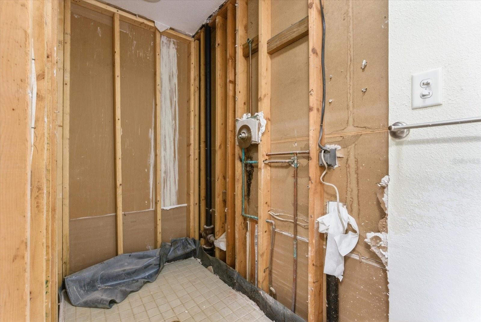 ENGLEWOOD GARDENS - Residential