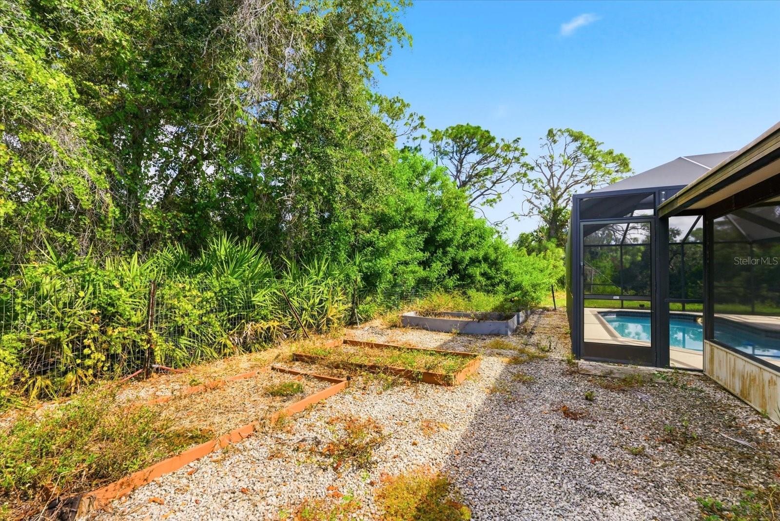 ENGLEWOOD GARDENS - Residential