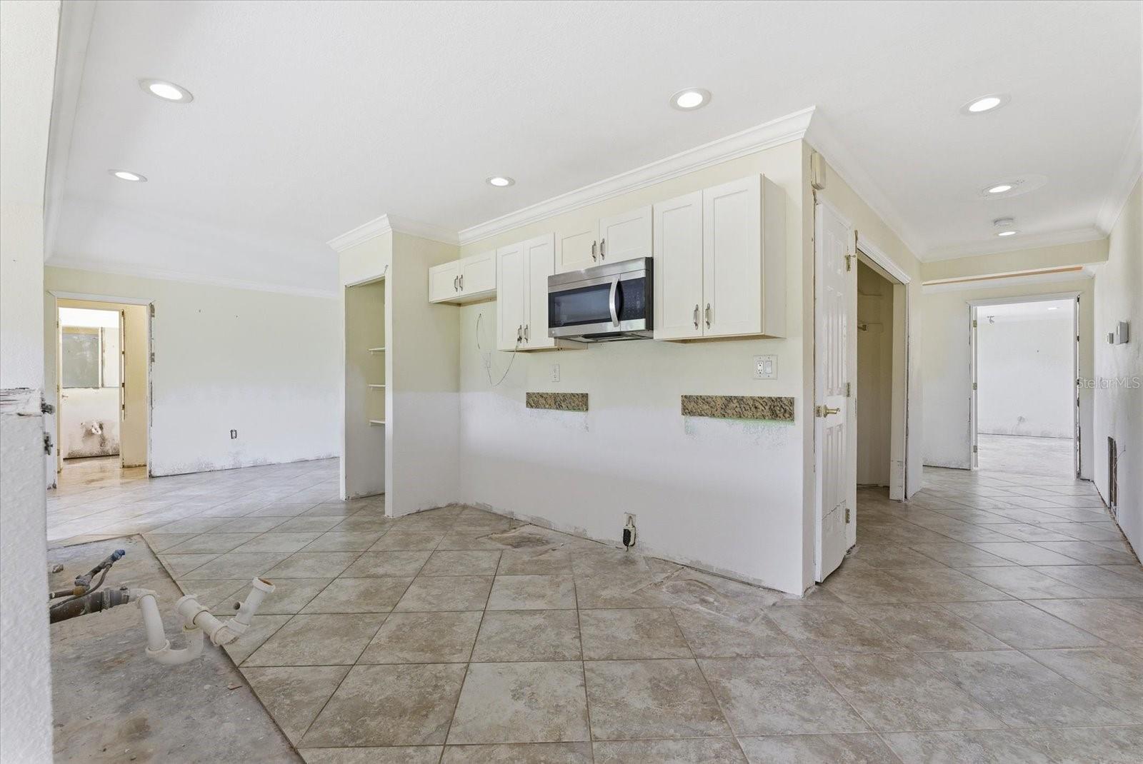 ENGLEWOOD GARDENS - Residential