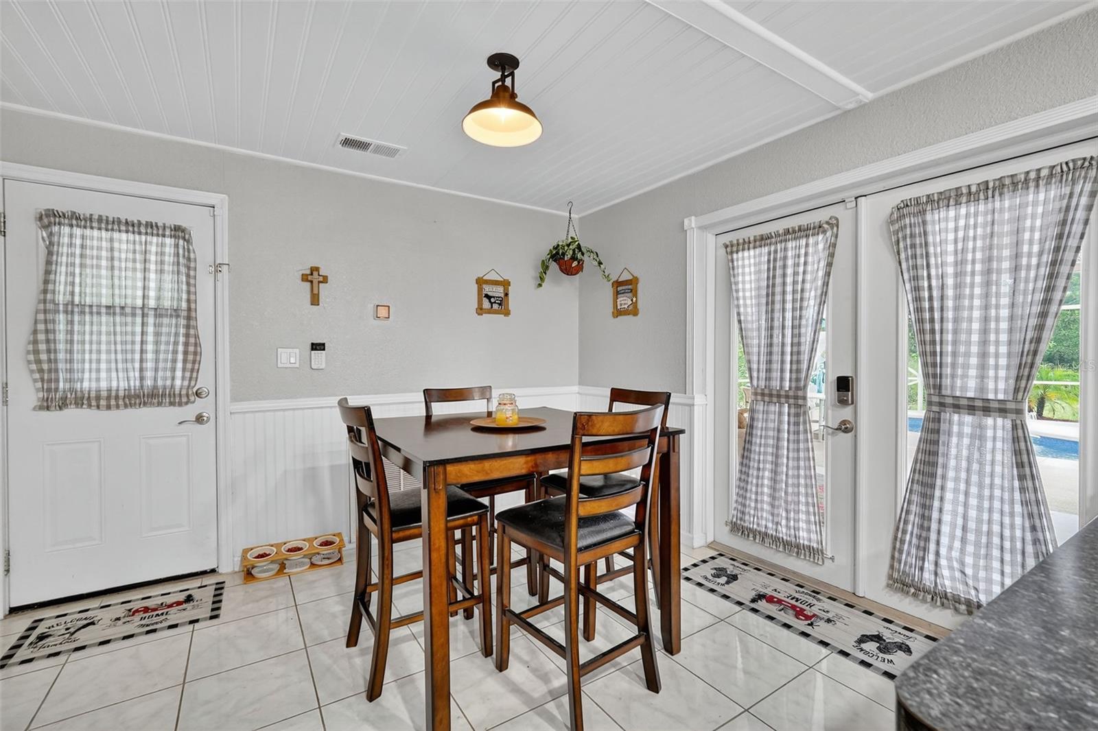 MARTHA ESTATES - Residential