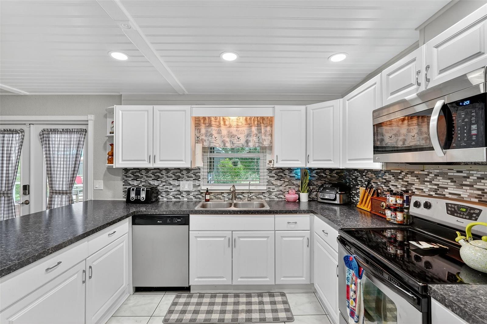 MARTHA ESTATES - Residential