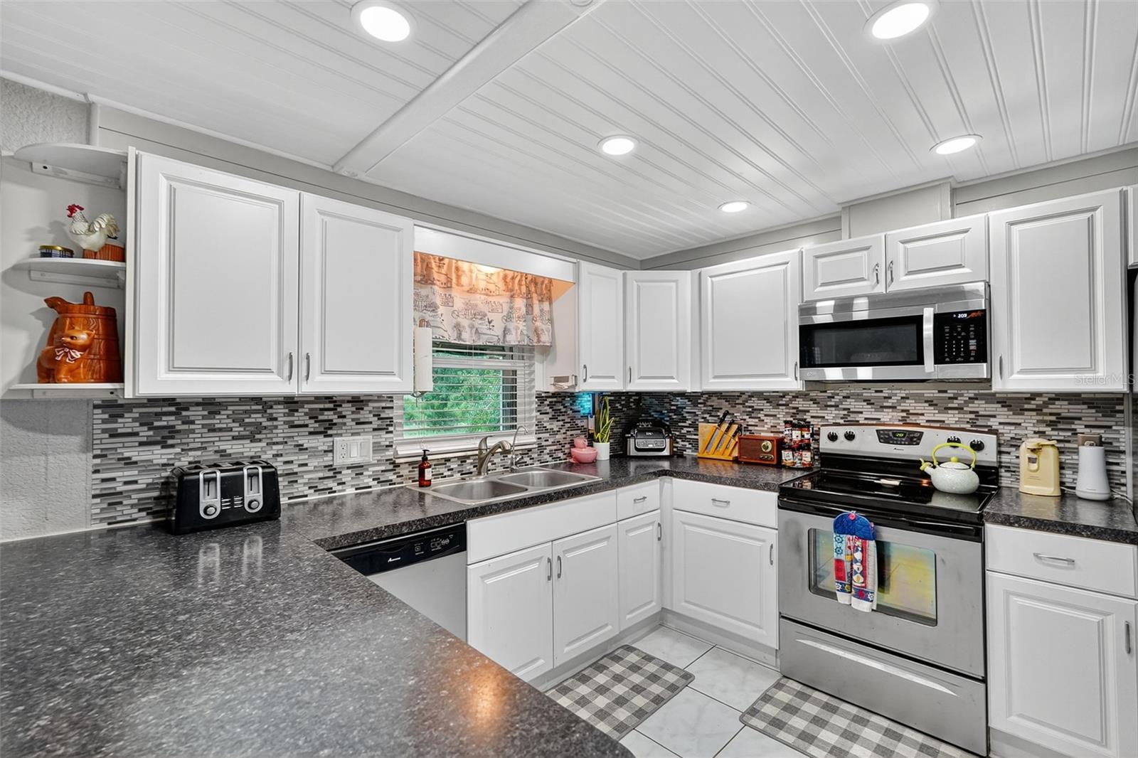 MARTHA ESTATES - Residential