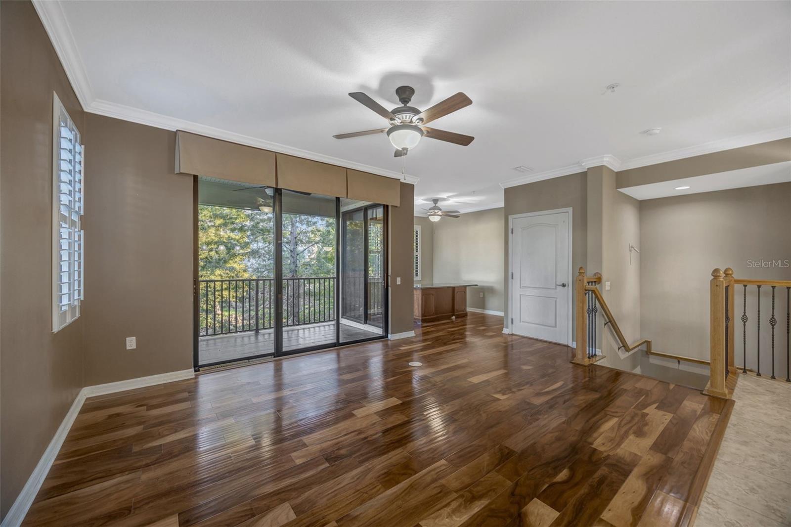 TOWNHOMES AT PELICAN POINTE - Residential