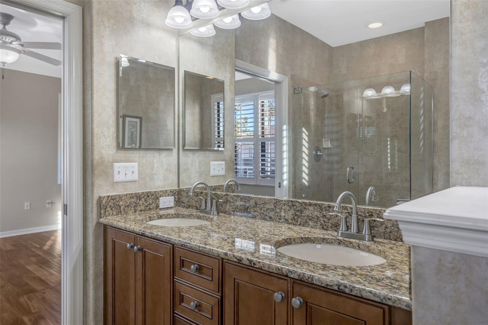 TOWNHOMES AT PELICAN POINTE - Residential