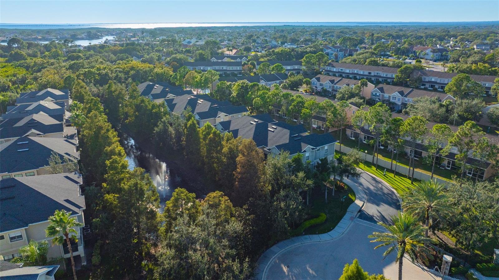 TOWNHOMES AT PELICAN POINTE - Residential