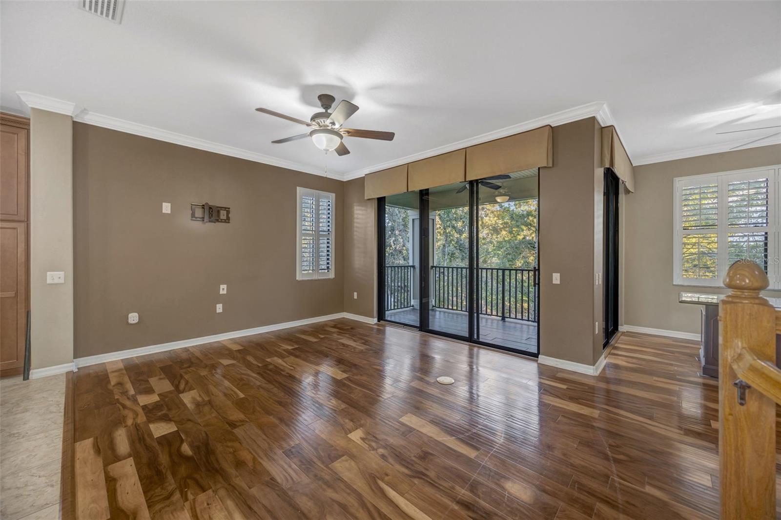 TOWNHOMES AT PELICAN POINTE - Residential