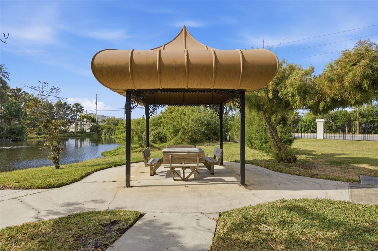 KAPOK GRAND - Residential