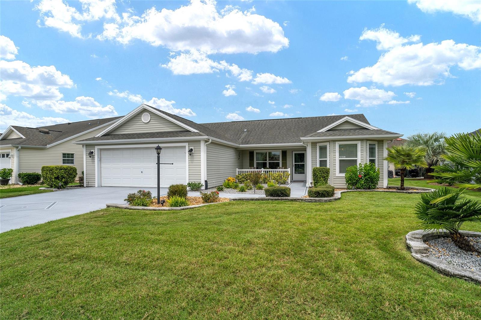2041 ROYAL ELM ROAD