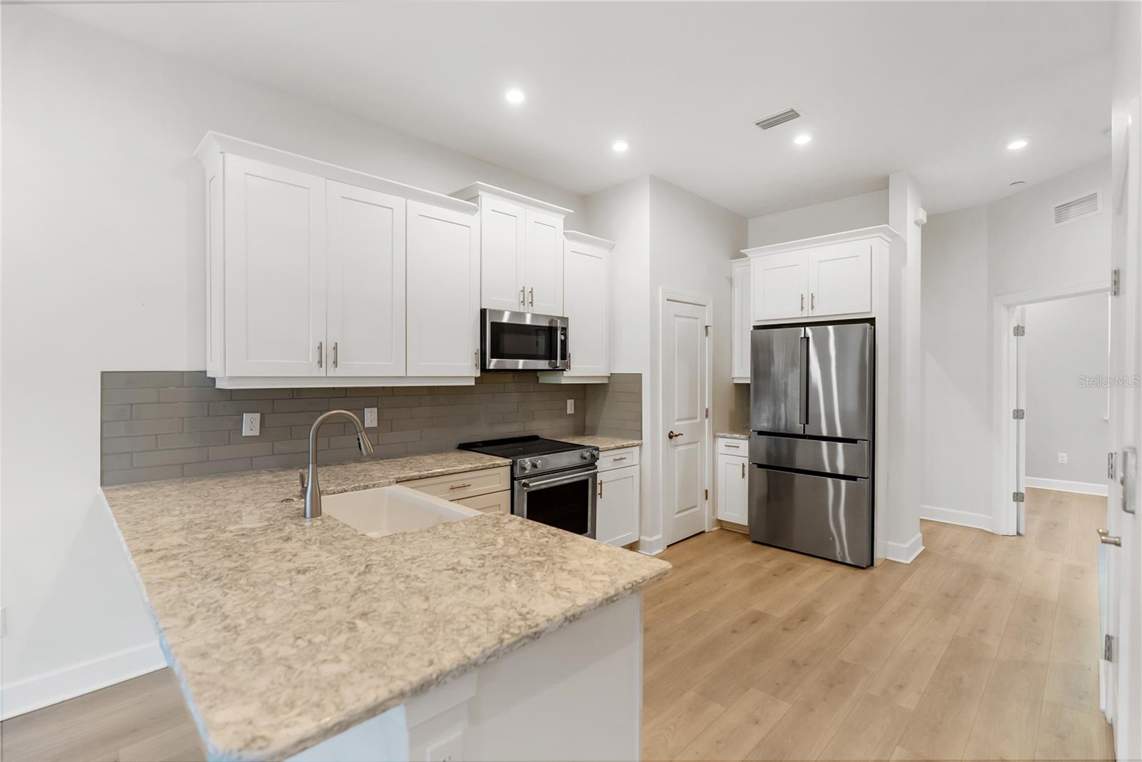 PHILLIPPI LNDGS C - Residential