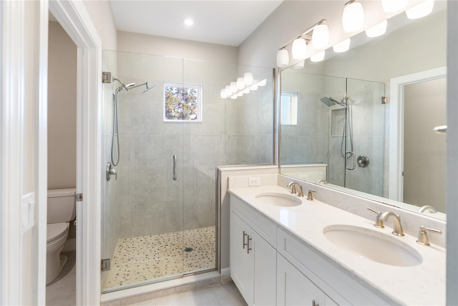 PHILLIPPI LNDGS C - Residential