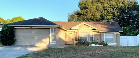 Homes for Sale in MetroWest: Your Next Florida Address Starts Here 17 - Jen Dantas 8000 ASPENCREST COURT ORLANDO FL 32835