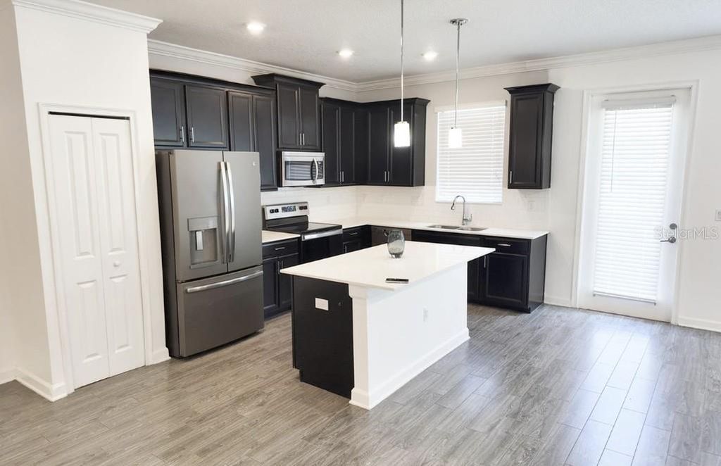 Photo of 8543 Spyglass Lane, Davenport, FL 33896 (MLS # O6394247)