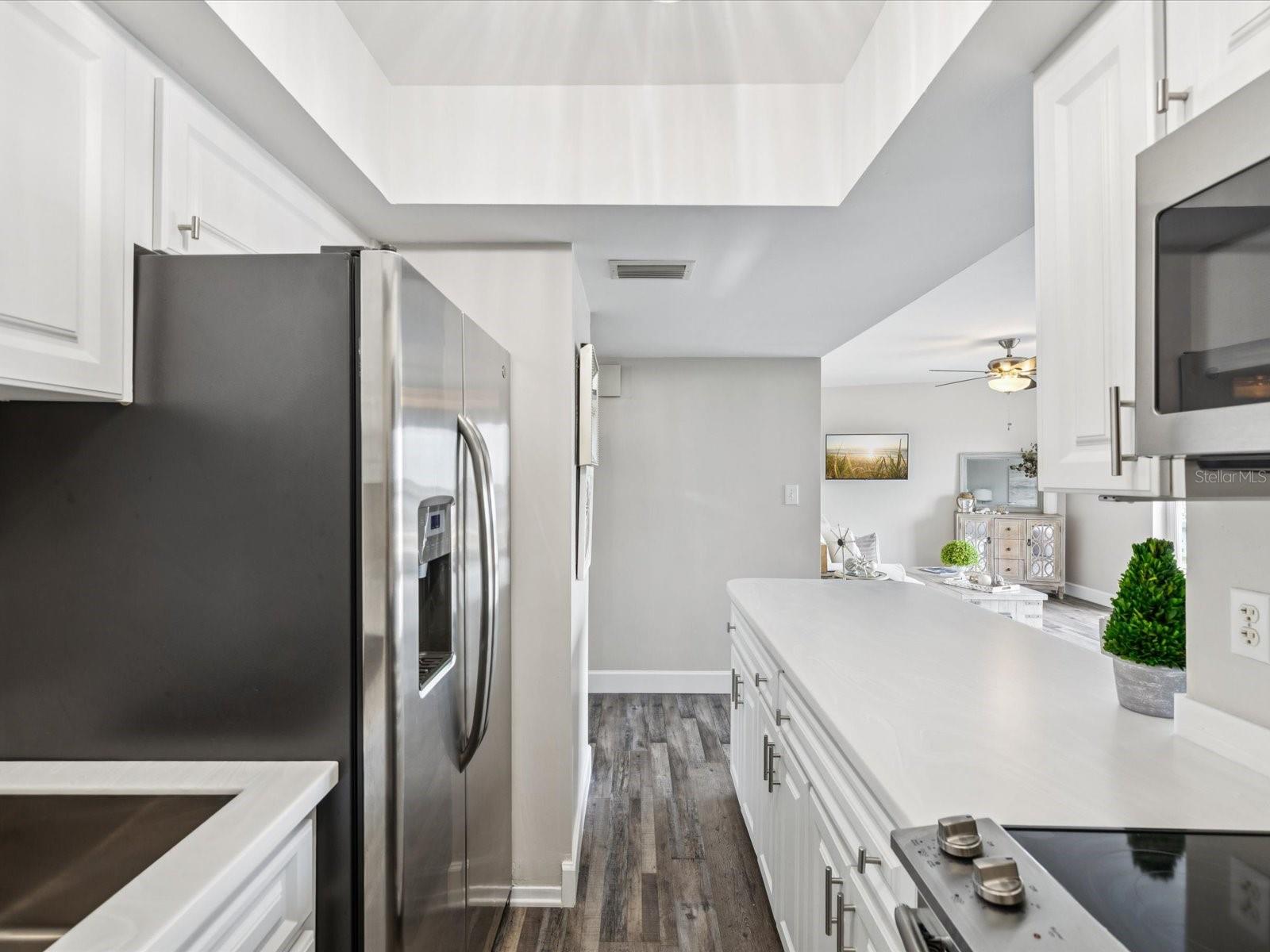 4939 FLORAMAR TERRACE 808