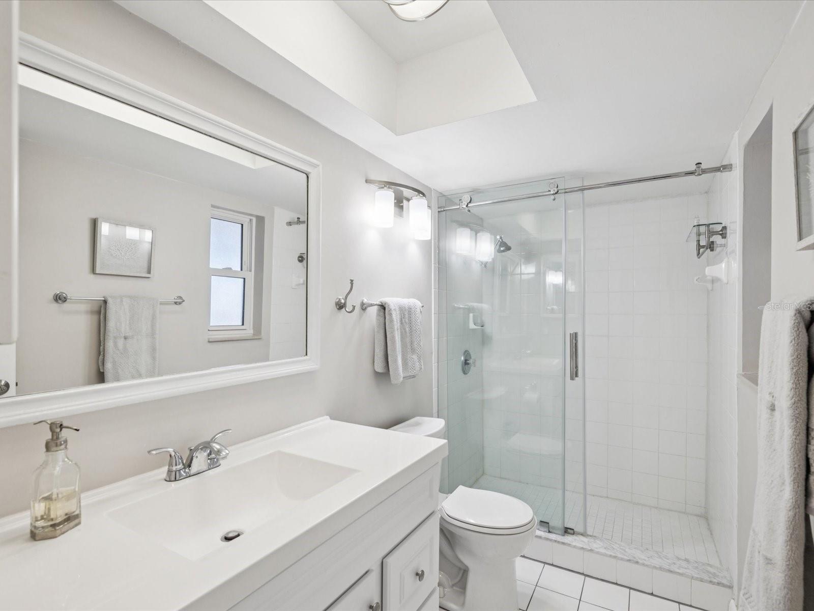 4939 FLORAMAR TERRACE 808