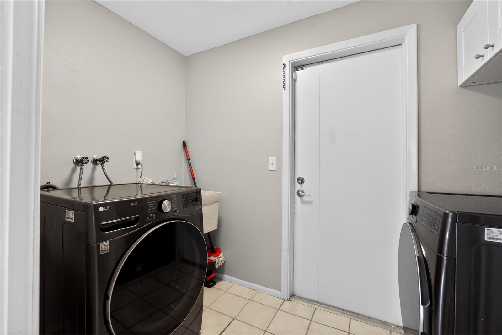 OAKHURST GROVES - Residential