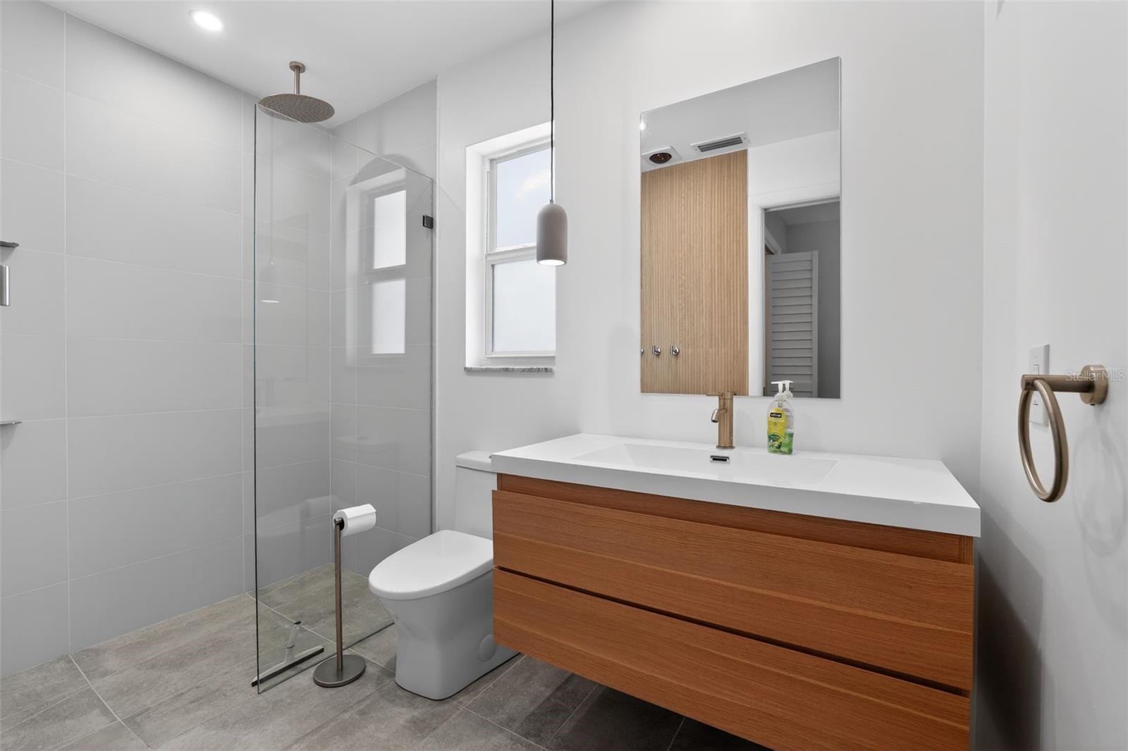 OAKHURST GROVES - Residential