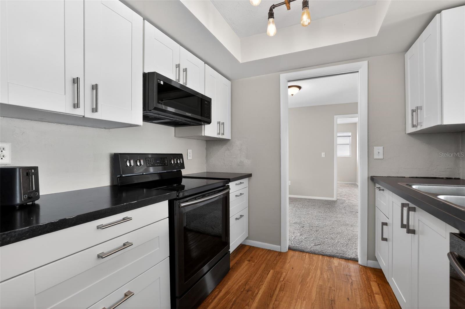 OAKHURST GROVES - Residential