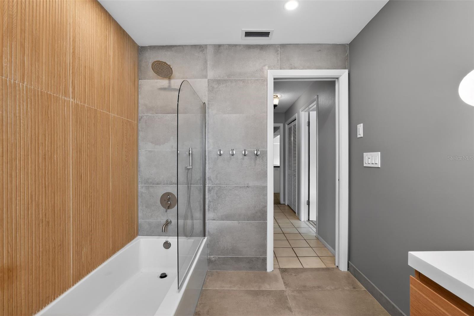 OAKHURST GROVES - Residential