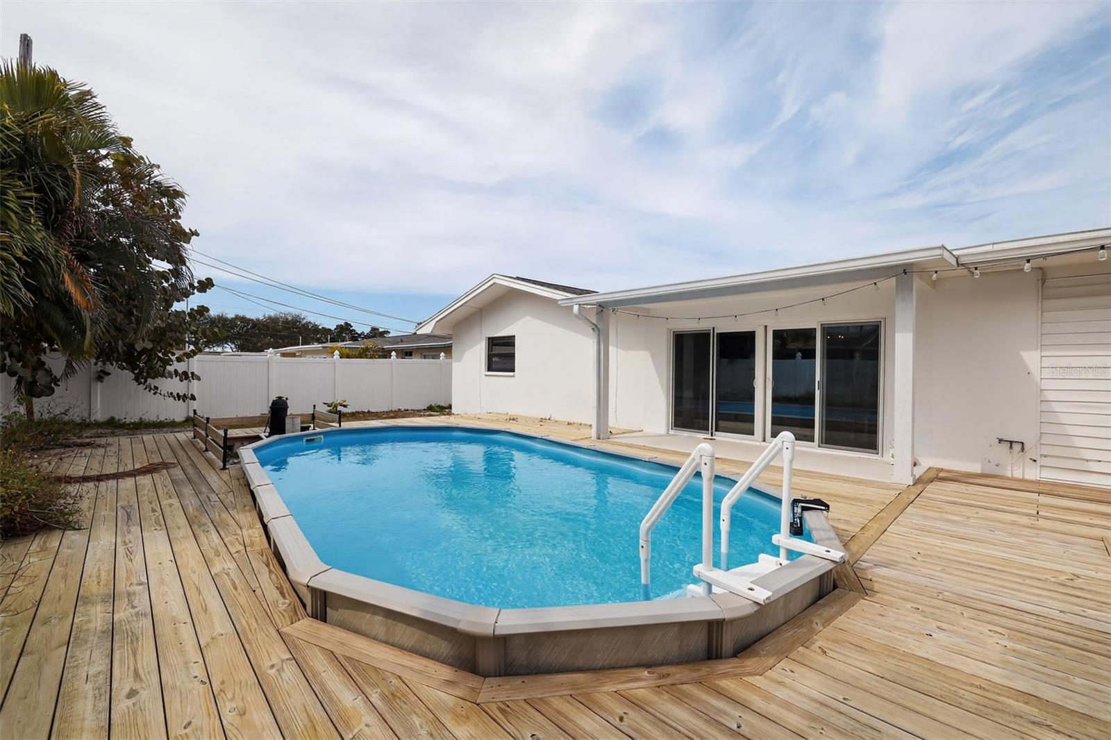 OAKHURST GROVES - Residential