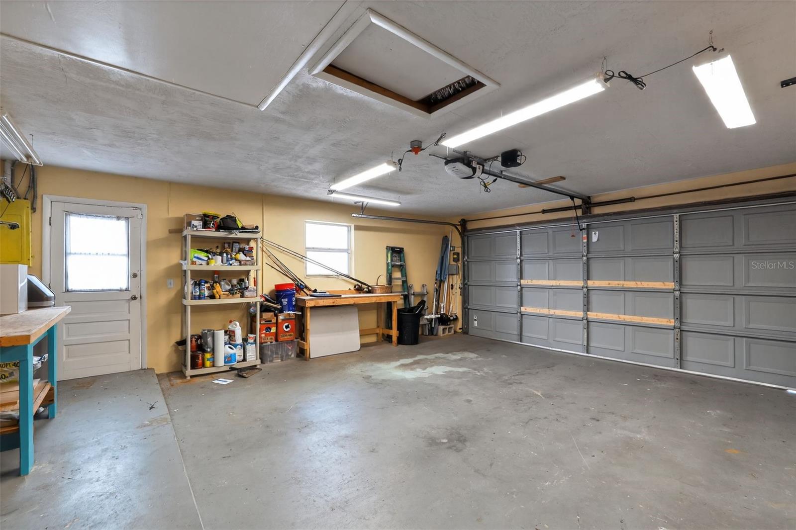 OAKHURST GROVES - Residential