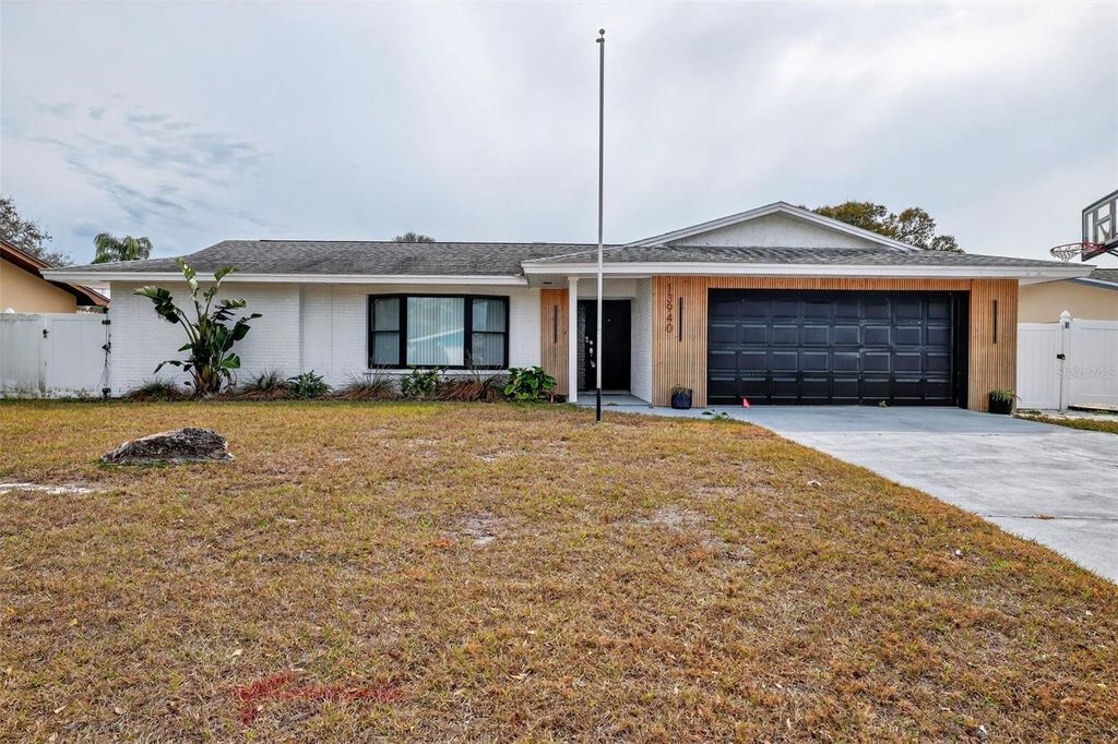 Photo of 13940 Antigua Drive, Seminole, FL 33776 (MLS # TB8487590)