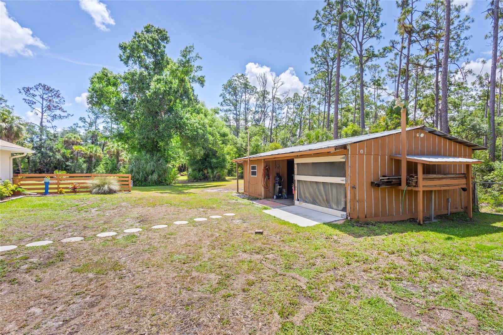 NORTH PORT CHARLOTTE ESTATES ADD 01 - Residential
