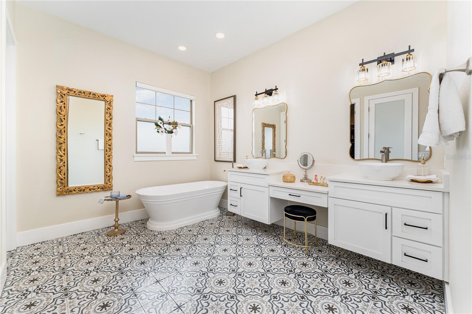 WATER RIDGE SUB - Residential