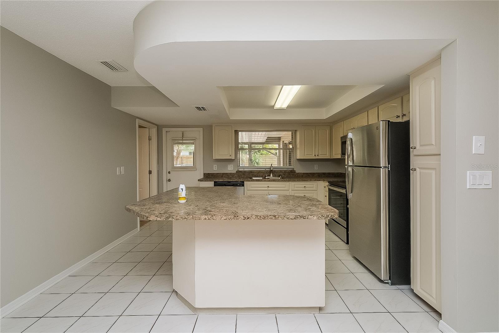 BRANDON GROVES SEC ONE - Residential Lease