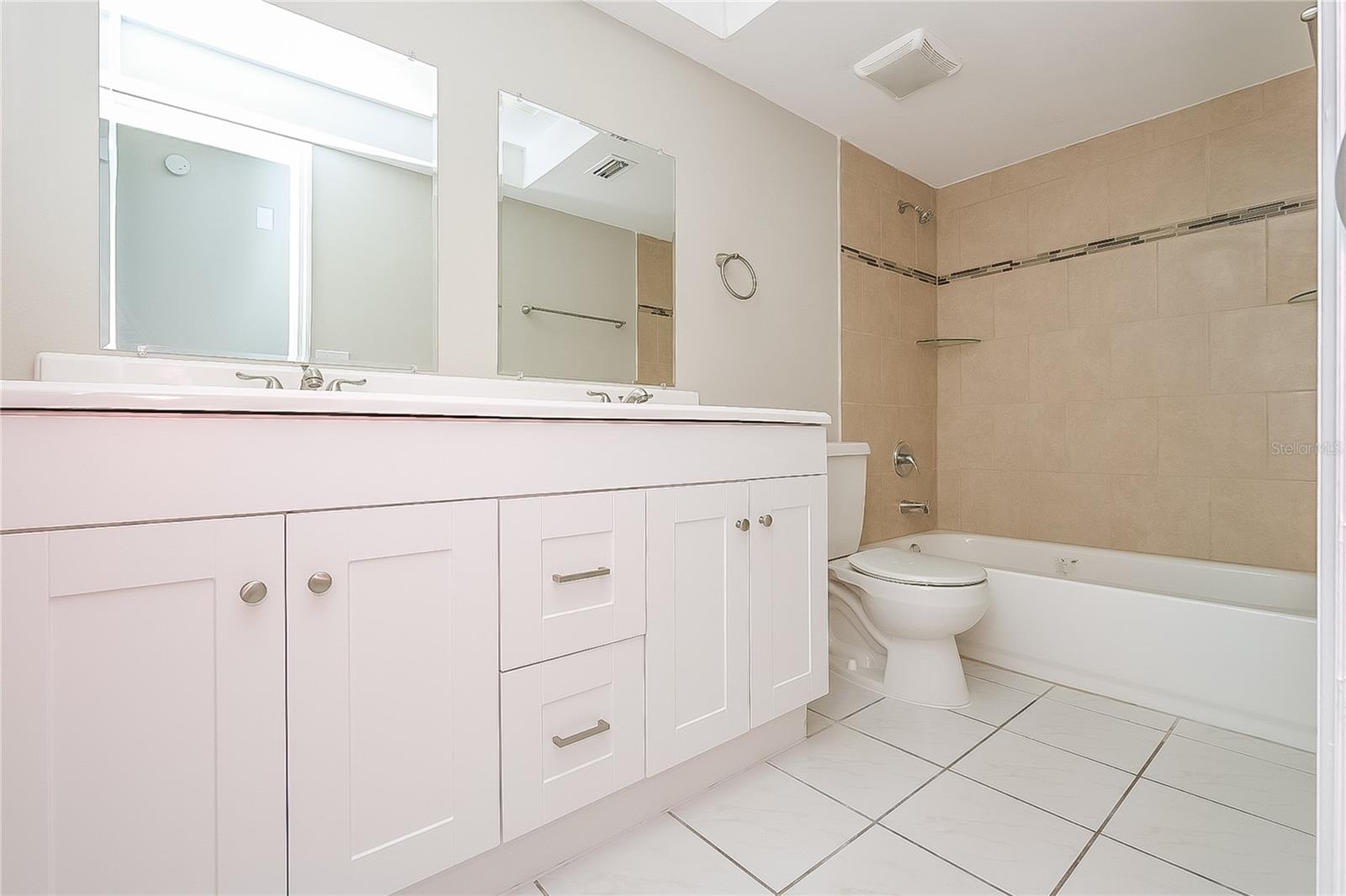 BRANDON GROVES SEC ONE - Residential Lease