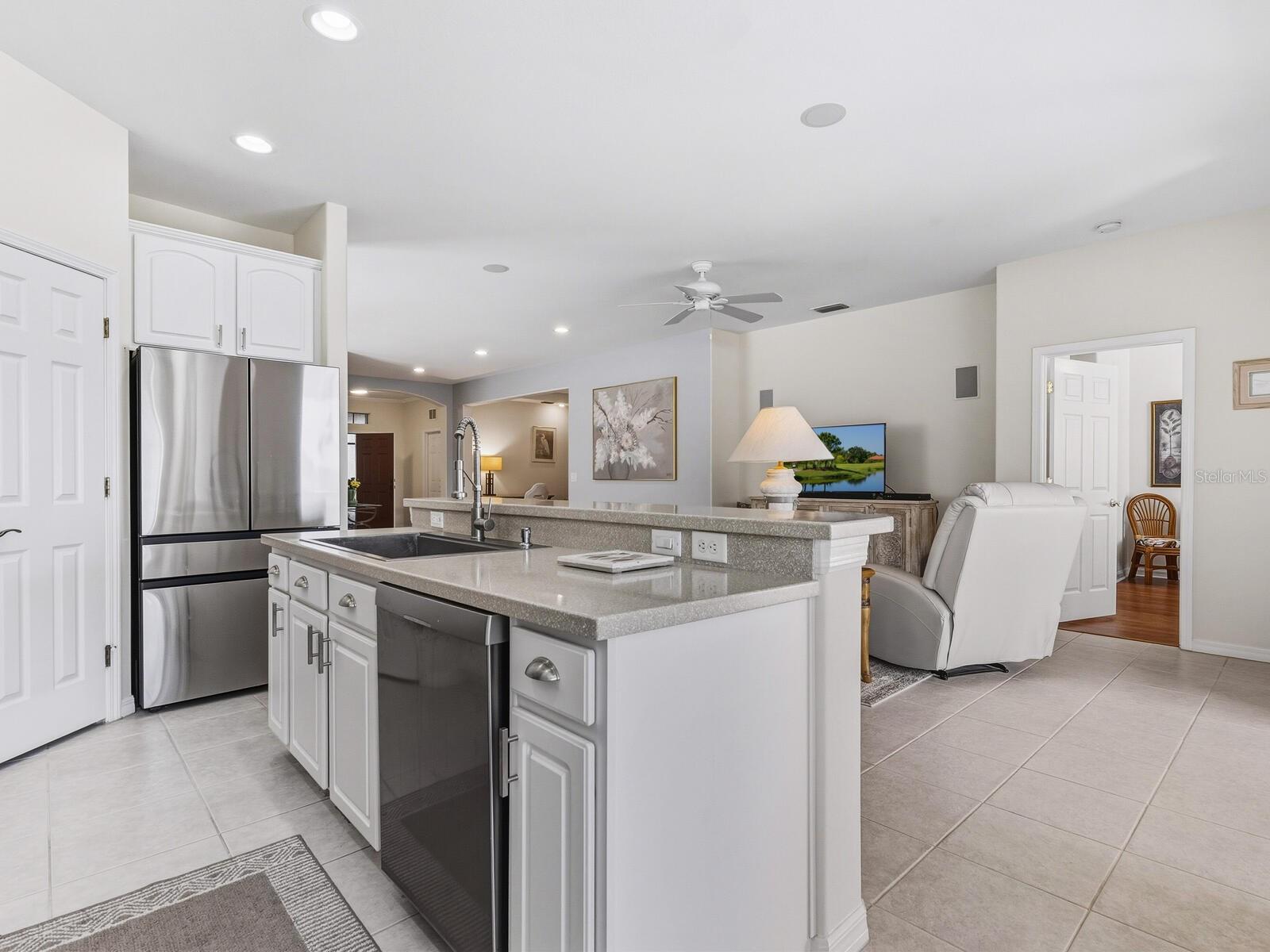 VENETIAN FALLS PH 1 - Residential