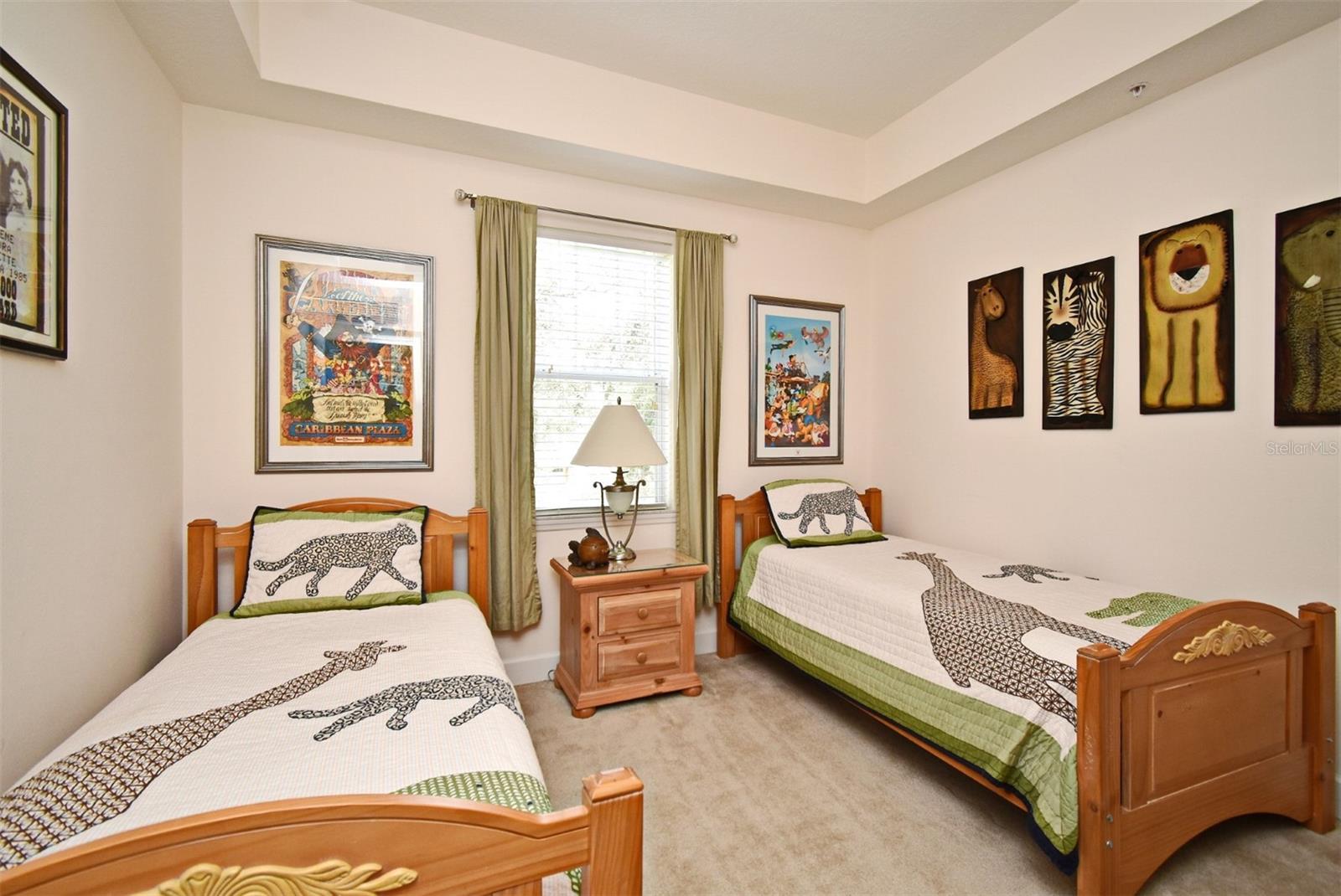 ARTISAN CLUB CONDO PH 1 - Residential