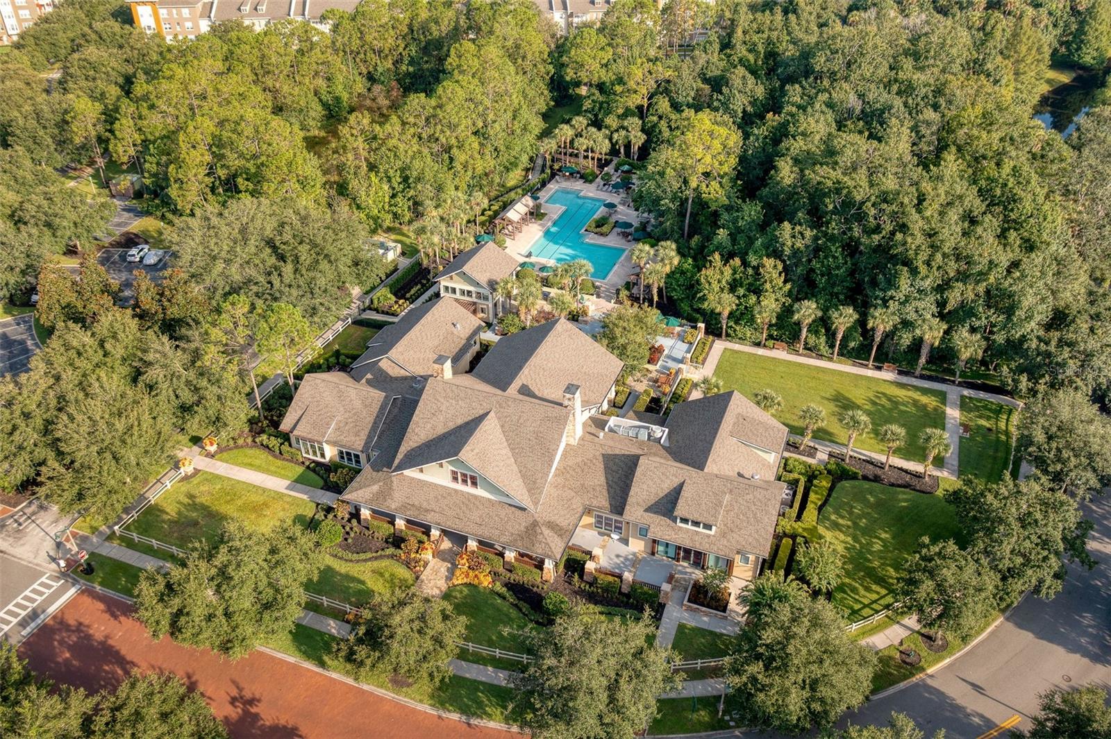 ARTISAN CLUB CONDO PH 1 - Residential