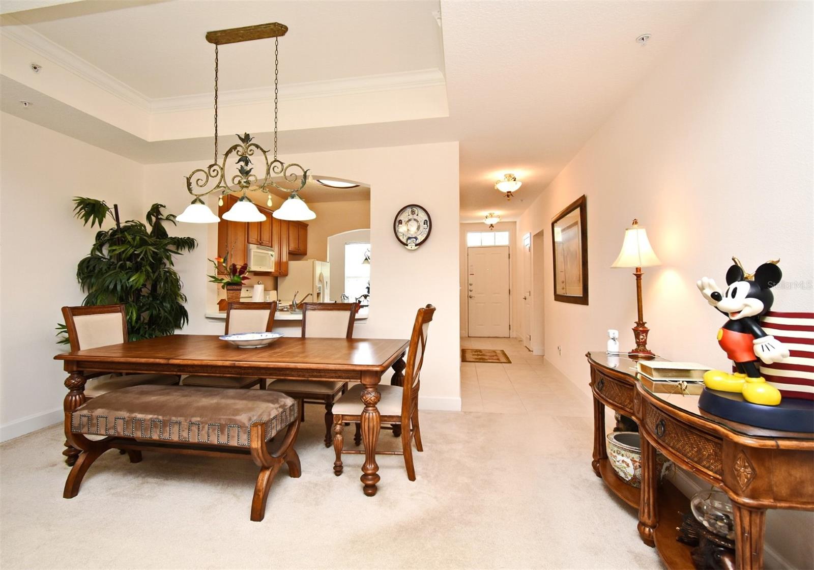 ARTISAN CLUB CONDO PH 1 - Residential