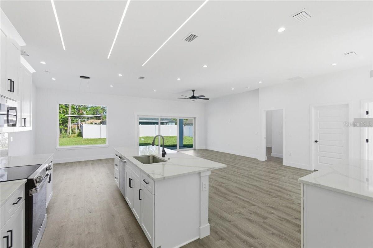 PALM HARBOR - Residential