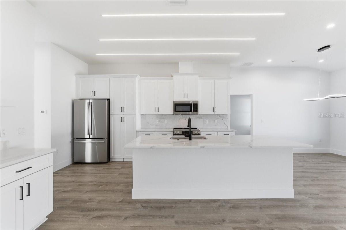 PALM HARBOR - Residential