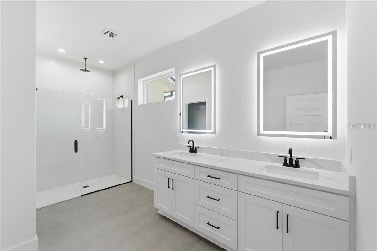 PALM HARBOR - Residential