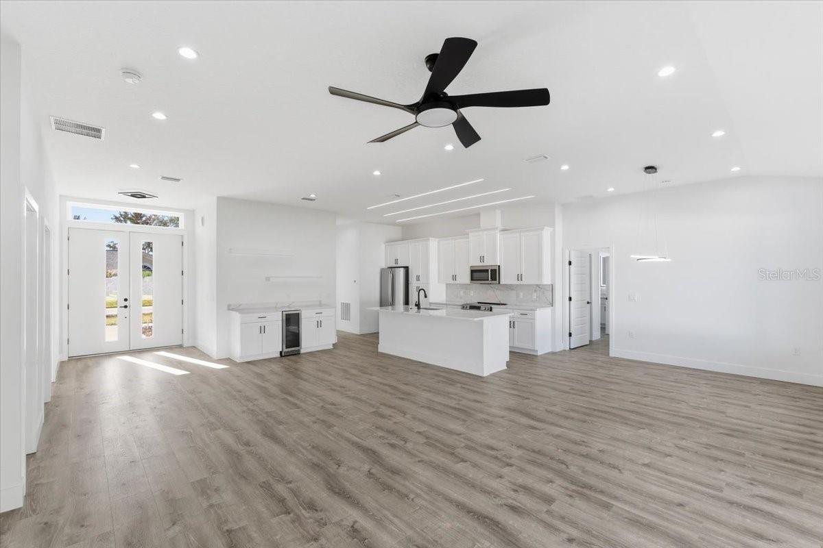 PALM HARBOR - Residential