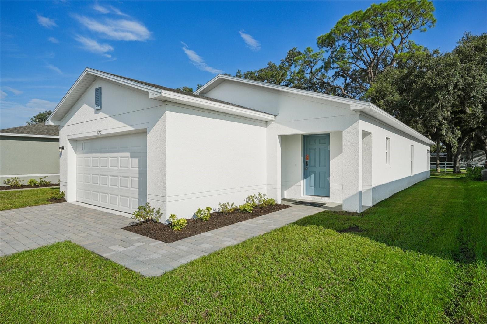 2073 GOLDEN BEAK DRIVE