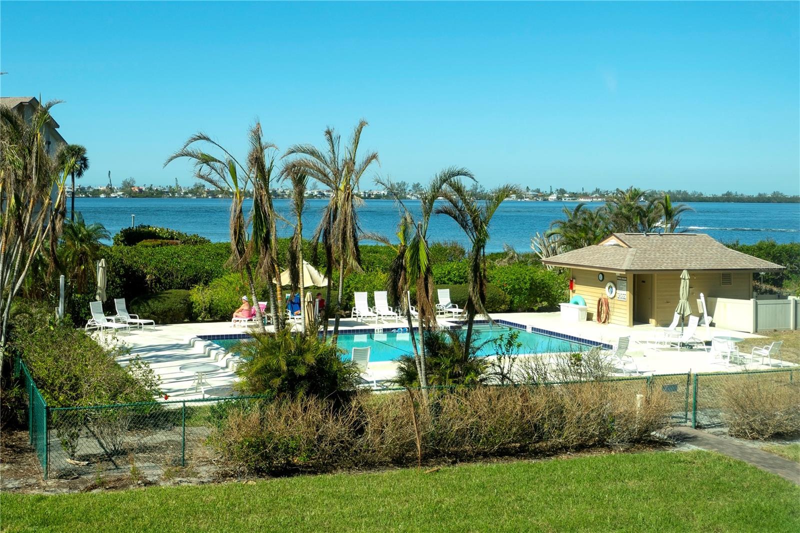 MARINERS COVE I - Residential