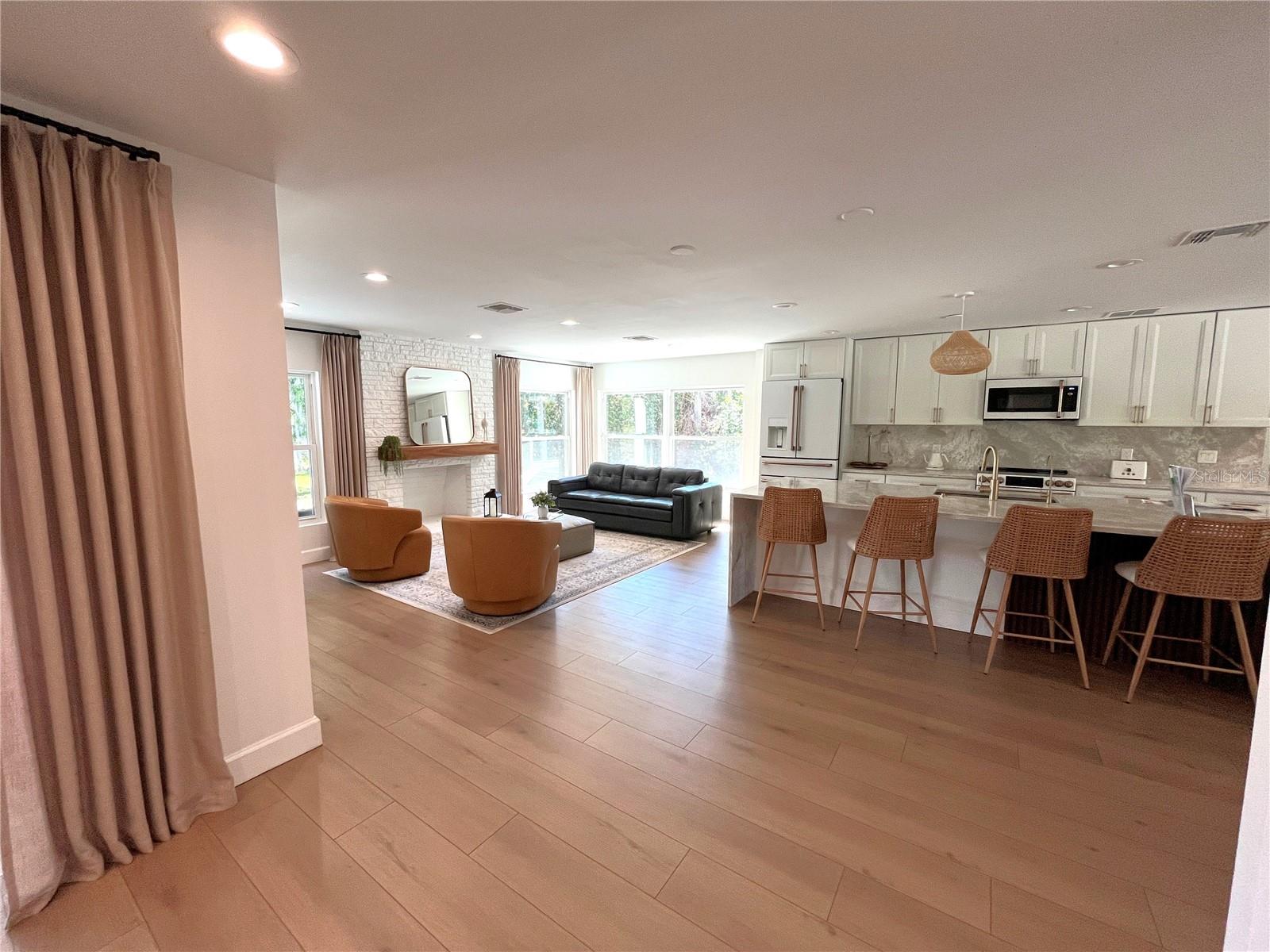 LAKE AVALON HEIGHTS - Residential