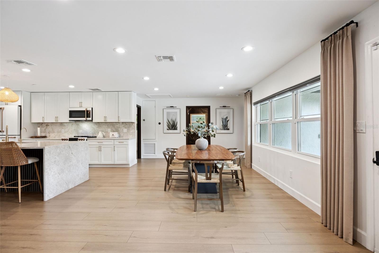 LAKE AVALON HEIGHTS - Residential