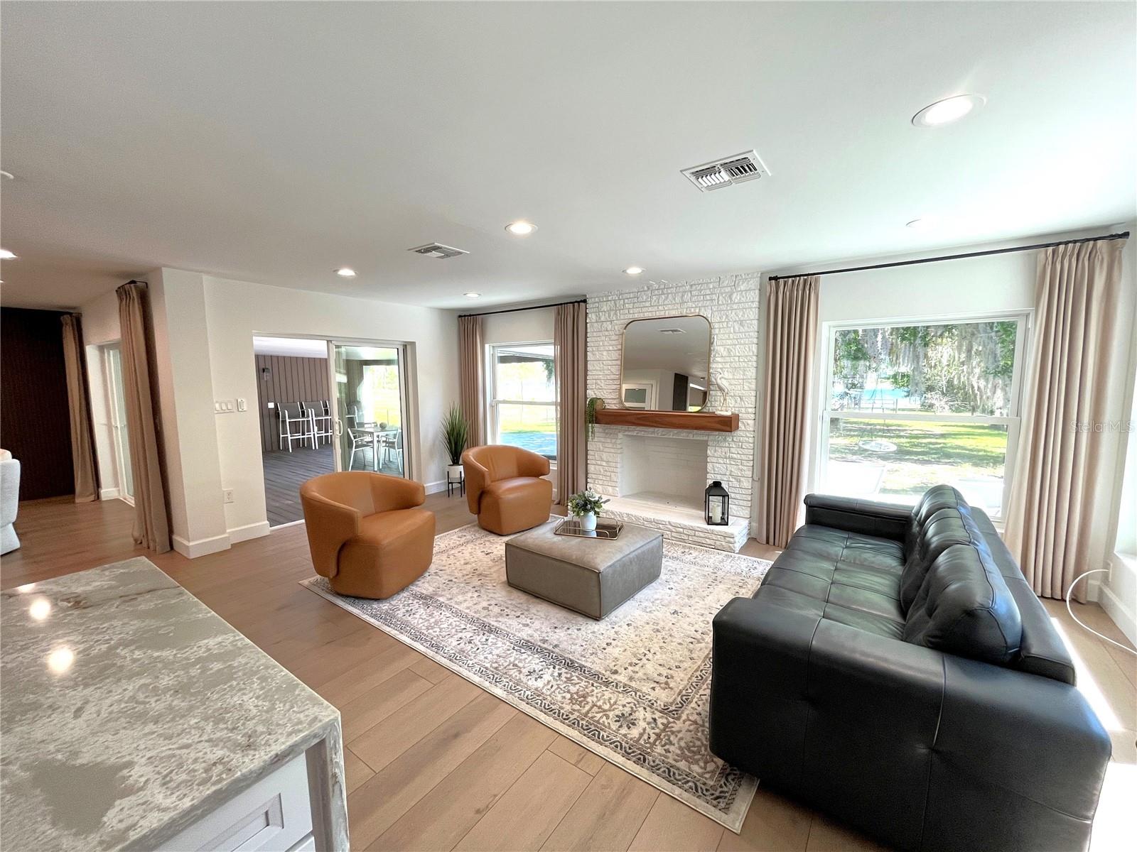 LAKE AVALON HEIGHTS - Residential