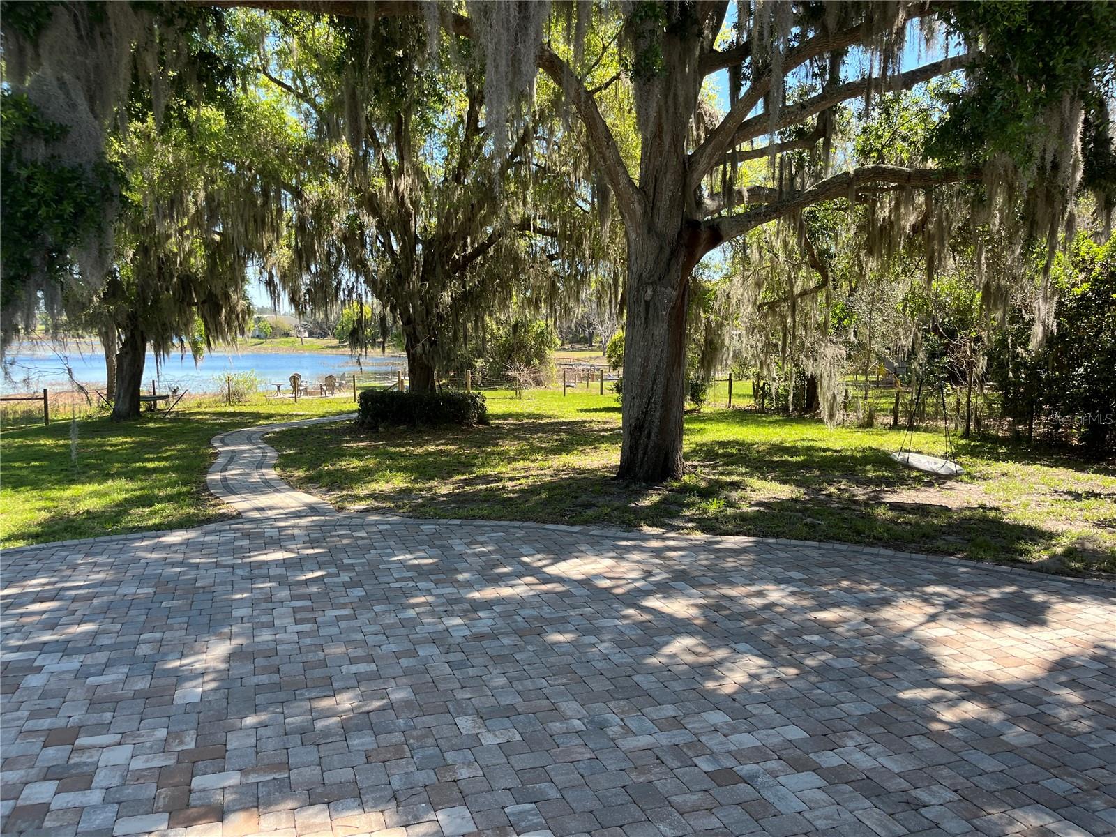 LAKE AVALON HEIGHTS - Residential