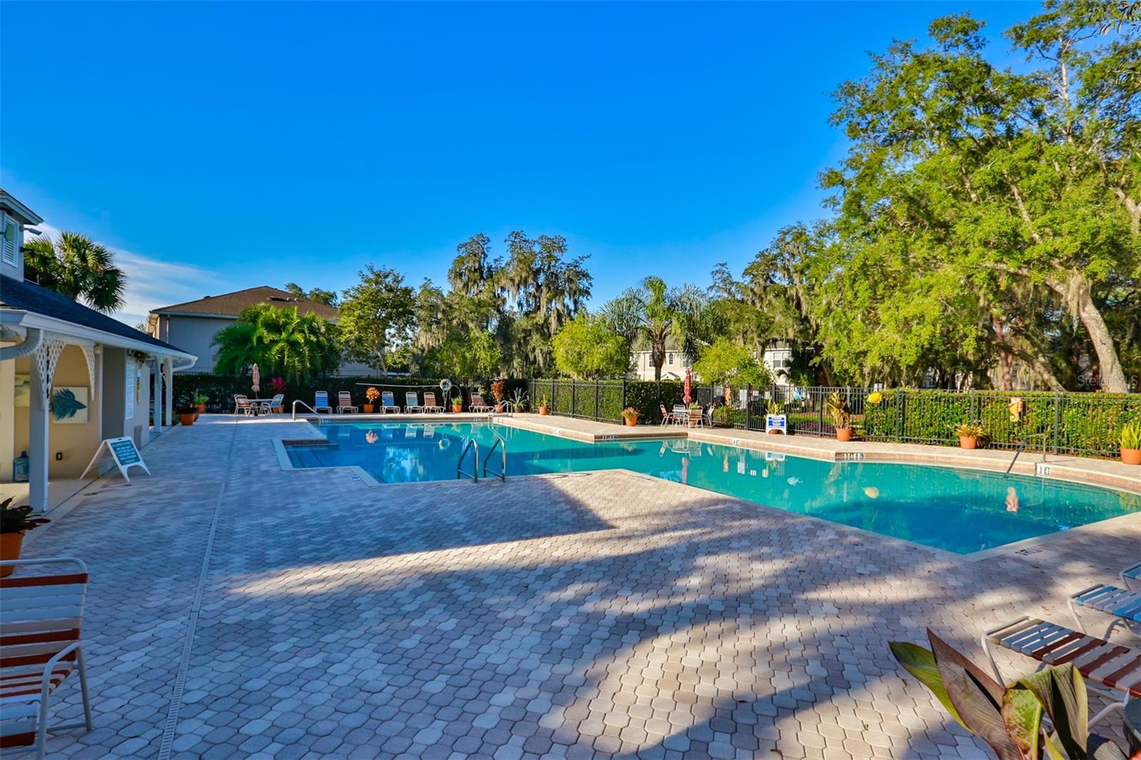 FISHHAWK RANCH TWNHMS PH - Residential